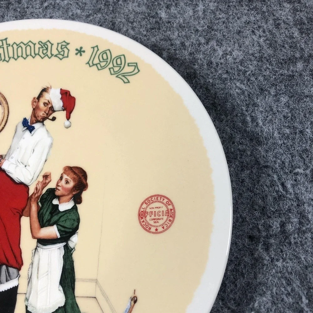 Vintage Knowles‎ Norman Rockwell 1992 Multicolor Plate Christmas Surprise